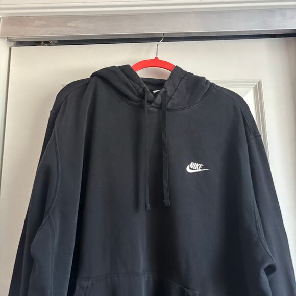 Nike Club Fleece Men's Pullover Hoodie Sz XL Black Athleisure - Picture 3 of 10